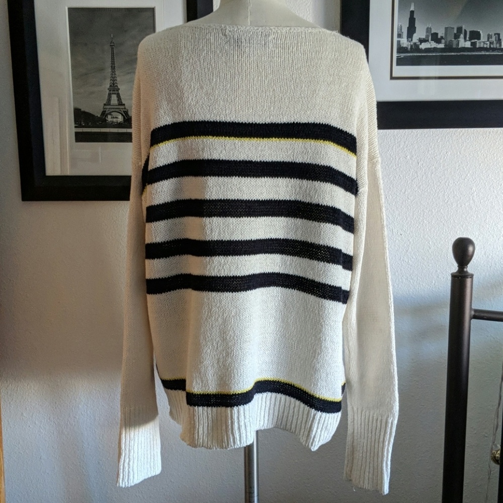 {Ann Taylor LOFT} Sweater - Picture 4 of 6